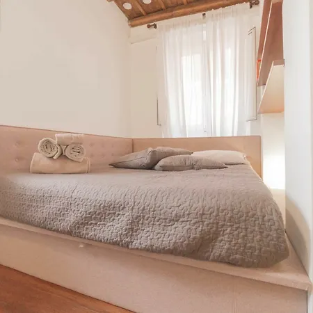 Panieri - Trastevere Apartment Rome